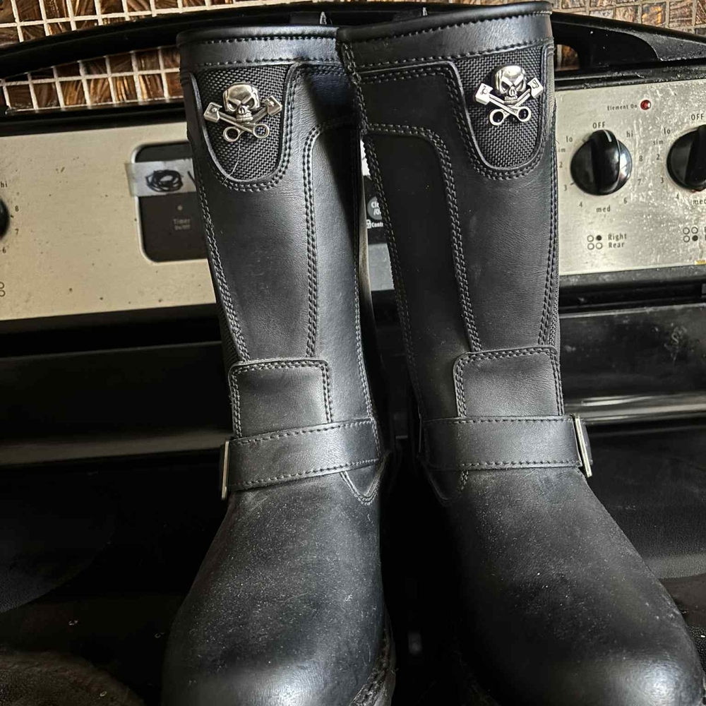 Element Black Skull-Embellished Motorcycle Boots